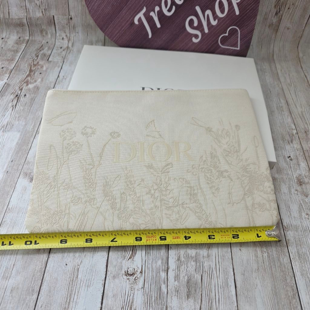 Dior Beige Floral Pouch - Picture 4 of 8